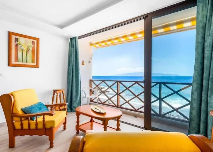Neptuno Ocean Front Suite